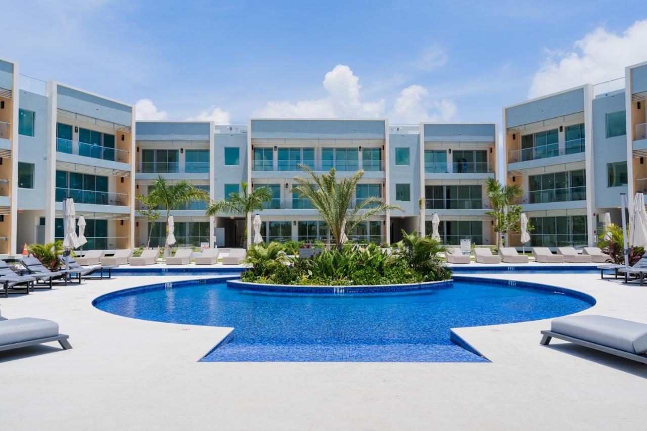 One Canal Point George Town Exterior photo