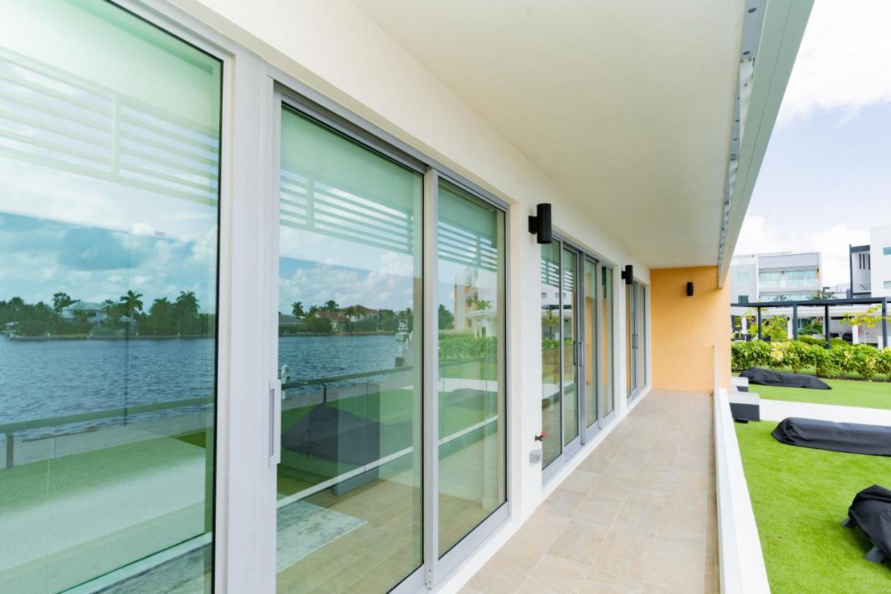 One Canal Point George Town Exterior photo