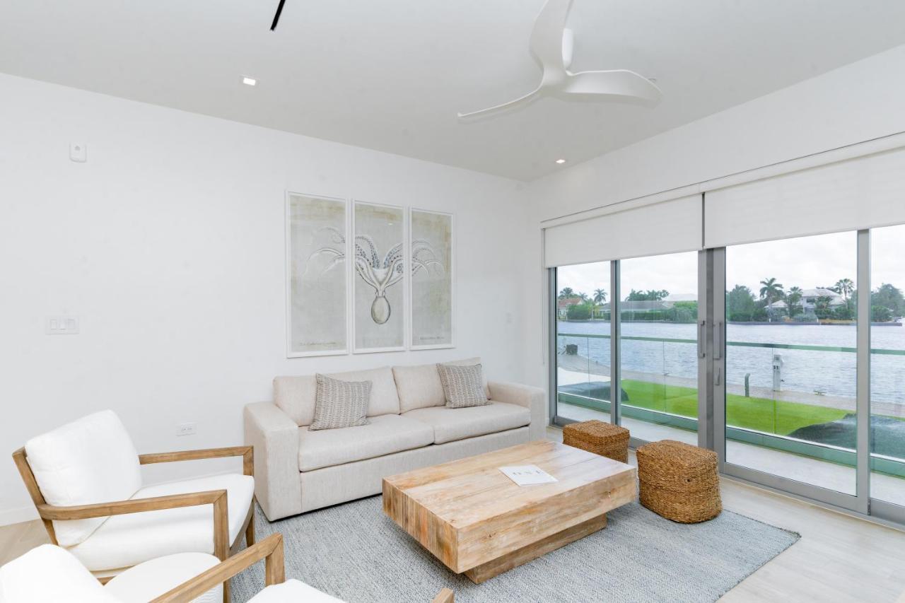 One Canal Point George Town Exterior photo