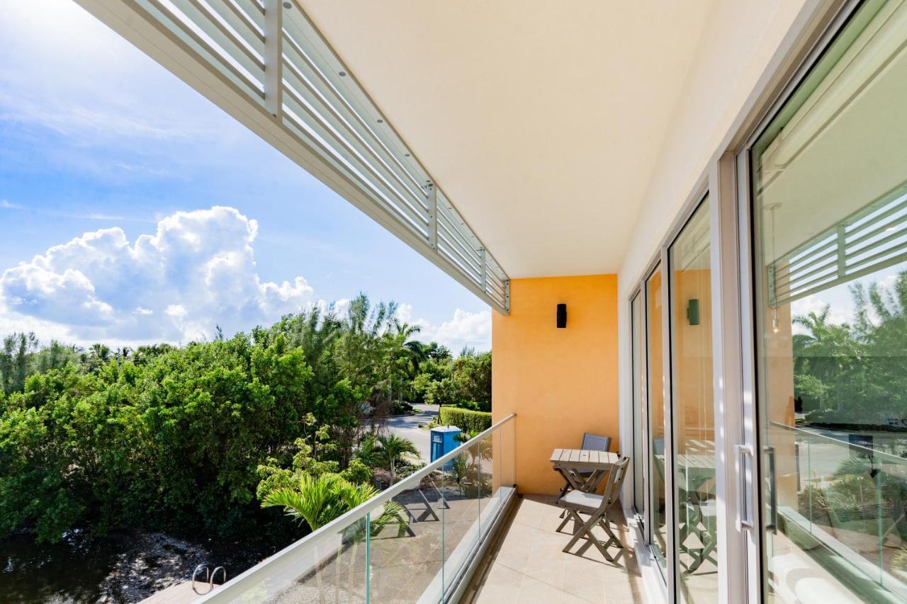 One Canal Point George Town Exterior photo