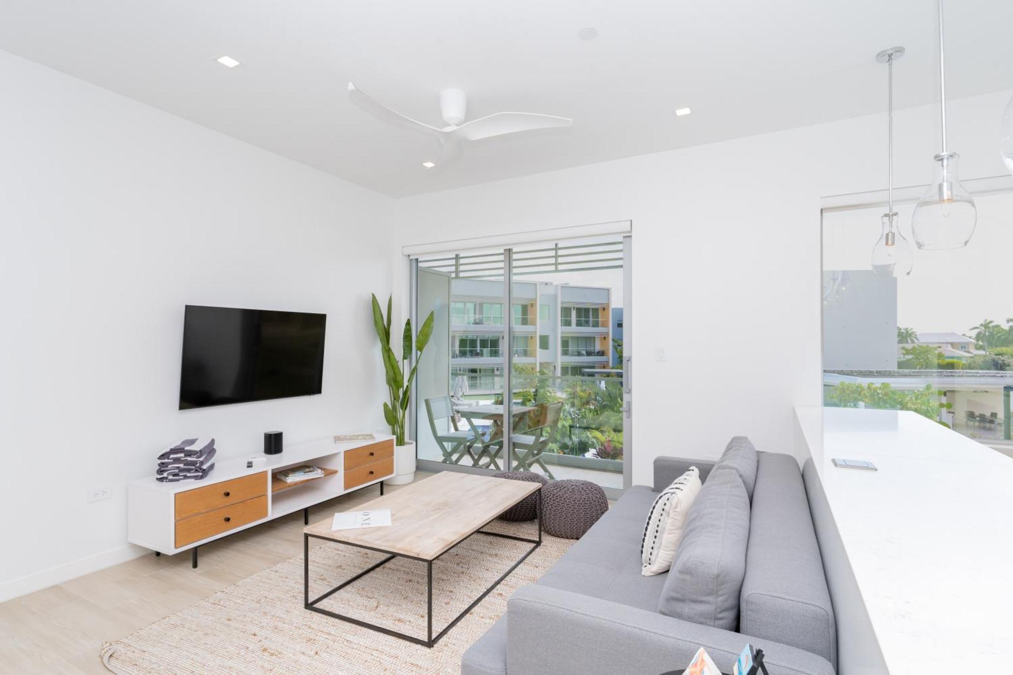 One Canal Point George Town Exterior photo